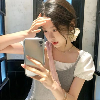 在远处永远守候着你